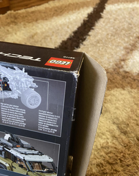 Конструктор LEGO Technic Land Rover Defender (42110) [80045] фото від покупців 8