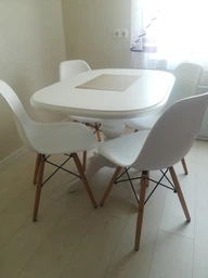 Стілець обідній Accord Enzo Eames Chair червоний 460x420x800 мм фото від покупців 1