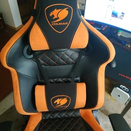 Крісло геймерське Cougar Armor Titan Pro Royal Black фото від покупців 10