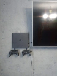 Крепление на стену ViMount PlayStation 4 PS4 SLIM + 2шт держателей для геймпадов Dualshock 4 черный фото от покупателей 9