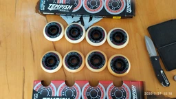 Колеса для роликовых коньков Tempish Radical 82x24 /4 шт/