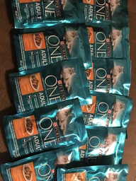 Консервований корм Purina One Adult З куркою та зеленою фасолею 24 шт х 85 г (7613038255743-24) фото від покупців 15