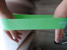 Эспандер-петля LiveUp Latex Loop 50х5х0.4 см L Orange (LS3650-500Lo) фото от покупателей 1