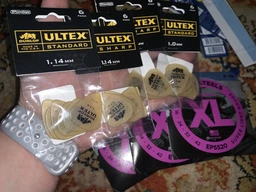 Медиаторы Dunlop 421P1.14 Ultex Standard Player's Pack 1.14 мм 6 шт. фото от покупателей 1