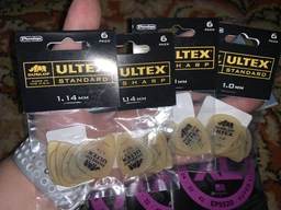 Медиаторы Dunlop 433P1.0 Ultex Sharp Player's Pack 1 мм (6 шт.) фото от покупателей 2