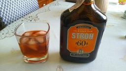 Ром Stroh 0.5 л 60% (9001700000223)
