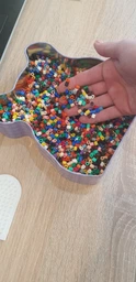 Набор цветных бусин Hama Midi 5+  22 цвета 3000 шт (201-67) фото от покупателей 12
