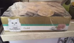 Упаковка влажного корма для кошек Purina Gourmet Gold Паштет с кроликом 24 шт по 85 г фото от покупателей 9