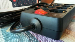Мережевий фільтр-подовжувач Real-El RS-8 Protect 3 м Black (EL122300022) фото від покупців 9