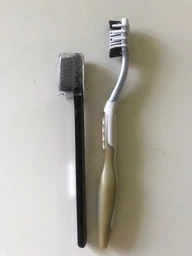 Зубна Щітка Чорна Середня Marvis Toothbrush Black Medium фото від покупців 5