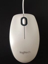 Миша Logitech M100 USB White (910-006764) фото від покупців 13