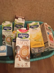 Напиток Alpro for Professionals Миндаль 1 л (5411188125341/5411188129899) фото от покупателей 9
