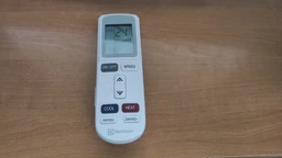 Кондиціонер мобільний Electrolux EACM-10 HR/N3 фото від покупців 11