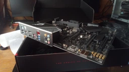 Материнская плата Asus ROG Strix Z390-F Gaming Socket 1151 фото от покупателей 8