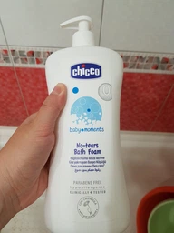 Захисний гель для купання Chicco Baby Moments Без сліз з екстрактом календули 750 мл (10581.00) фото від покупців 1