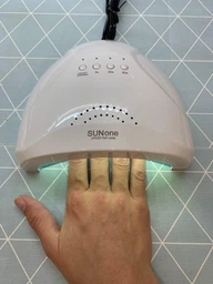Лампа для манікюру UV/LED Sun One 48 Вт 0,65 кг Рожевий (ICL44) фото від покупців 2