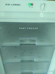 Морозильна камера Snaige F22SM-P10001