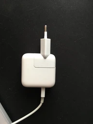 Euro вилка для зарядних пристроїв Apple (ZM922-5464) фото від покупців 5