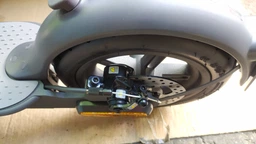 Электросамокат Xiaomi Mi Electric Scooter 1S Black (FBC4019GL/DDHBC05NEB) фото от покупателей 5