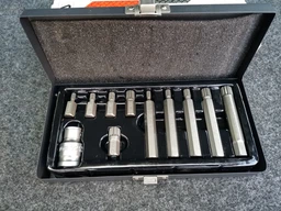 Набор отверточных насадок YATO Spline M5-M12 с переходником 1/2" 11 шт (YT-0415) фото от покупателей 9
