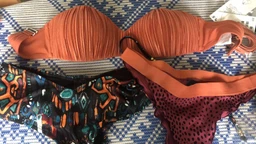 Нижня частина купальника H&M 510279 38 Хакі (KAY2000001343210)