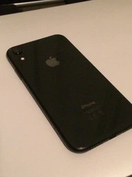 Мобильный телефон Apple iPhone Xr 64GB Black (MRY42) Официальная гарантия фото от покупателей 6