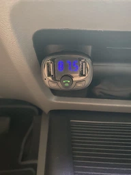 Автомобильный FM-трансмиттер (FM-модулятор) Baseus T-Complex S-09A Bluetooth MP3 c функцией зарядного устройства 2-USB (3.4А) и вольтметром фото от покупателей 6