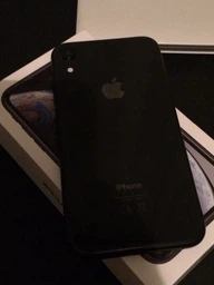 Мобильный телефон Apple iPhone Xr 64GB Black (MRY42) Официальная гарантия фото от покупателей 5
