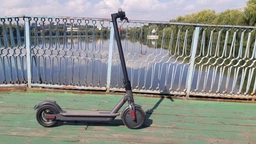 Електросамокат E-Scooter M365 Premium Чорний фото від покупців 3
