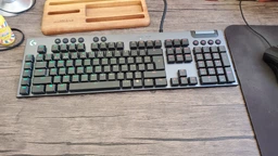 Клавиатура проводная Logitech G815 Gaming Mechanical GL Tactile RGB USB (920-008991) фото от покупателей 4