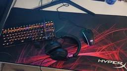 Ігрова миша HyperX PixArt3389 Pulsefire Surge (4P5Q1AA) фото от покупателей 1
