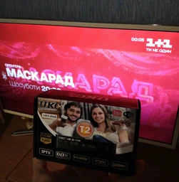 Приставка тюнер T2 с просмотром YouTube IPTV WiFi HDMI USB MEGOGO GoVern UKC питание 12В и 220В фото от покупателей 8