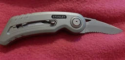 Нож монтажный Stanley QUICKSLIDE SPORT UTILITY KNIFE складной с двумя лезвиями (0-10-813) фото от покупателей 2