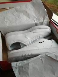 Мужские кеды кожаные низкие Nike Court Vintage CJ1679-101 40 (7US) 25.5 см Белые (193658088640) фото от покупателей 1