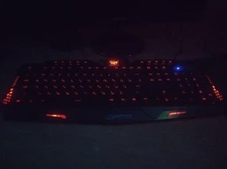 Дротова клавіатура Keyboard LED M200 фото від покупців 1