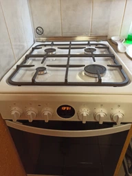 Плита Indesit IS5G8CHW/E комби/50х60/А/дух-57л/чугун/конвекция/газ.контр/электроподж./дисплей/белый фото от покупателей 1