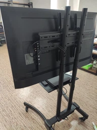 Підлогова стійка для телевізора ITech T1030T 37" - 70" фото від покупців 5
