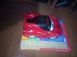 Ігрова автомодель на р/к Bb Junior Ferrari LaFerrari (16-82002) фото від покупців 1
