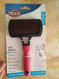 Пуходерка односторонняя для ухода за шерстью и подшёрстком у собак Trixie 17 х 10 см (4011905023014) фото от покупателей 6