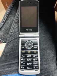 Мобільний телефон Astro A284 Black фото від покупців 2