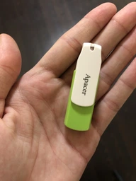 Флеш память USB Apacer AH335 32GB USB 2.0 Green-White (AP32GAH335G-1) фото от покупателей 8