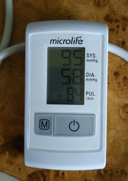 Тонометр полуавтоматический Microlife BP N1 Basic с индикатором гипертензии фото от покупателей 3