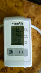 Тонометр полуавтоматический Microlife BP N1 Basic с индикатором гипертензии фото от покупателей 5