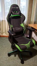 Кресло для геймеров DXRacer Racing OH/RV131/NE (чёрное/зеленые вставки) (63089)