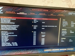 Модуль пам`ятi DDR4 2x8GB/4000 G.Skill Ripjaws V Black (F4-4000C18D-16GVK) фото від покупців 2