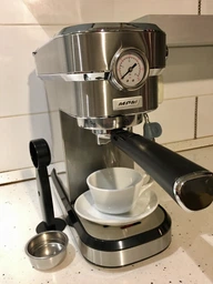 Кофеварка рожковая МРМ MKW-08M