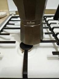 Гейзерна кавоварка Maxmark 300 мл (MK-2106BLK) фото от покупателей 3