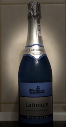 Винний напій Latinium Sparkling біле напівсолодке 0.75 л (4003301071881) фото від покупців 7