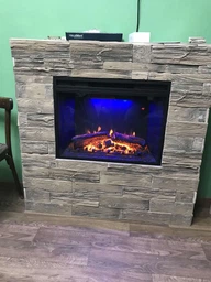 Электрокамин с обогревом Royal Goodfire 26 LED со звуком, дровами и кирпичной кладкой, цветной подсветкой и яркостью пламени, размер 702x510x225 (EF26S)