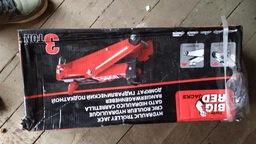 Подкатной домкрат Torin T830020 3 т 135-410 мм фото от покупателей 7
